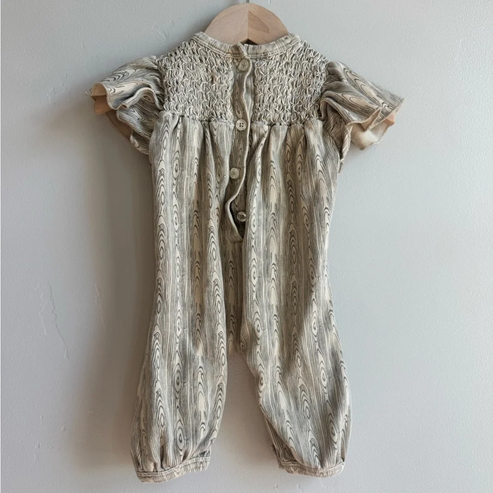 Kate Quinn Organic Cotton Smocked Romper Woodgrain Print Scandi Neutral 0-3M